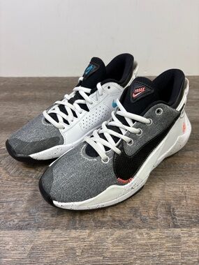 Nike Zoom Freak 1 Basketball Shoes Grey Black Multicolor Youth 4.5Y / Women’s 6